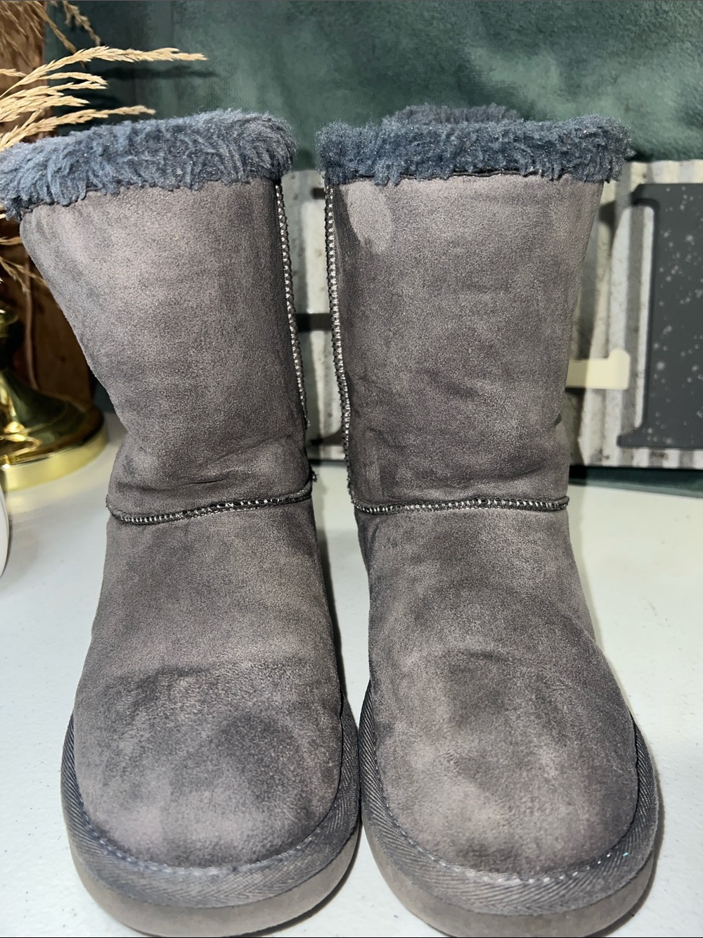 UGG Bailey Bow ll Gray Suede Fleece Boots